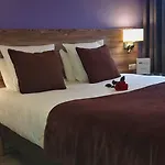Hotel Brit Confort Pau Lons