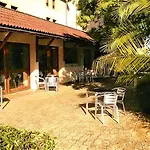 Hotel Brit Confort Pau