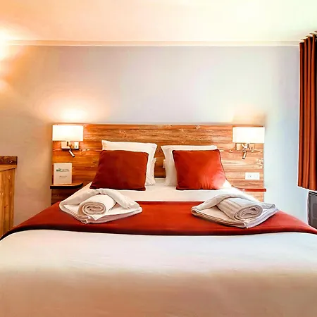 Brit Confort Pau Hotel