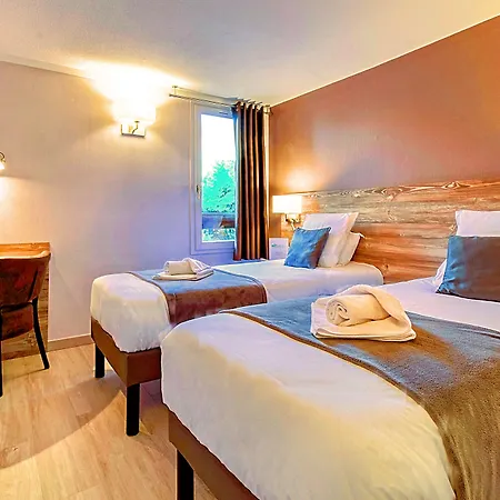 Brit Confort Pau Hotel 3*
