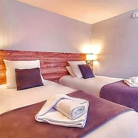 Hotel Brit Confort Pau 3*