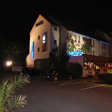 Hotell Brit Confort Pau