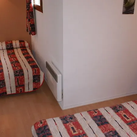 Brit Confort Pau 3* Lons