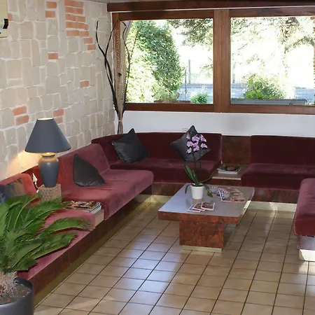 Hotel Brit Confort Pau Lons