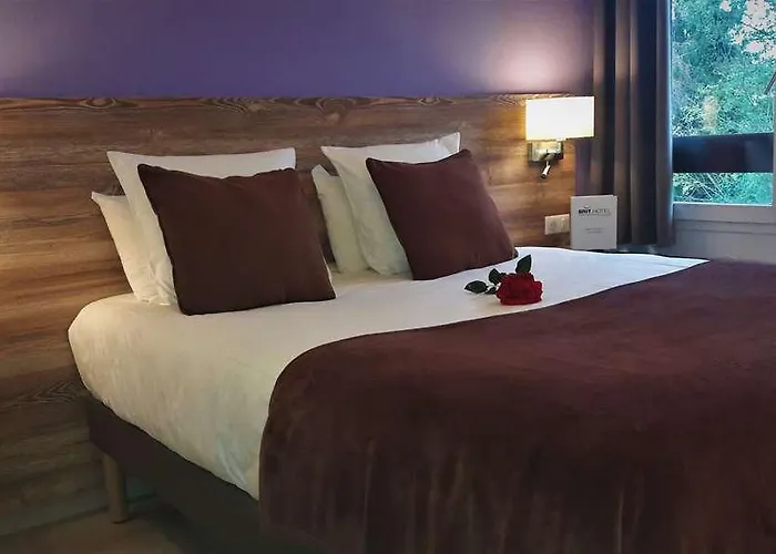 Hotel Brit Confort Pau Lons