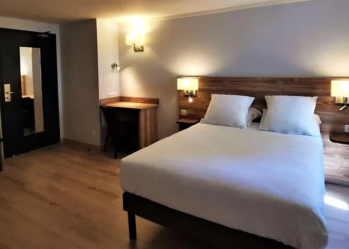 Hotel Brit Confort Pau