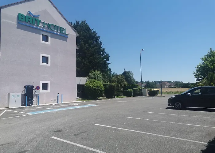 Brit Confort Pau Hotel Lons