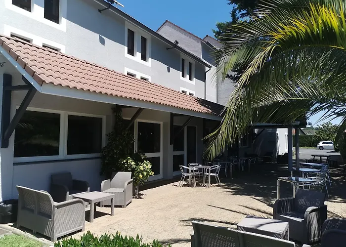 Brit Confort Pau 3* Lons