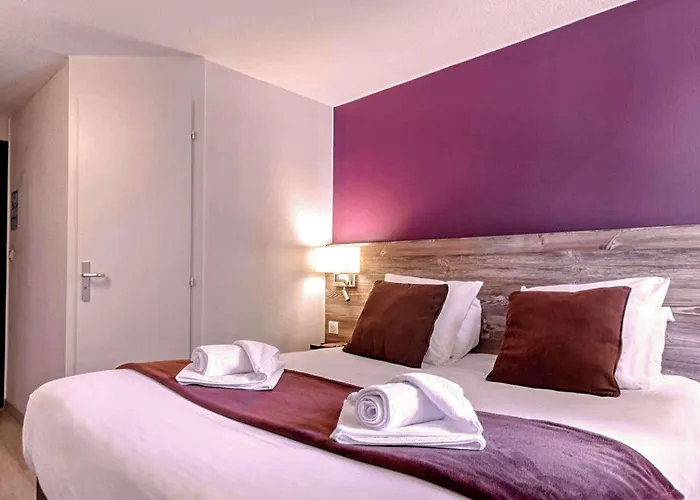 Hotel Brit Confort Pau Lons