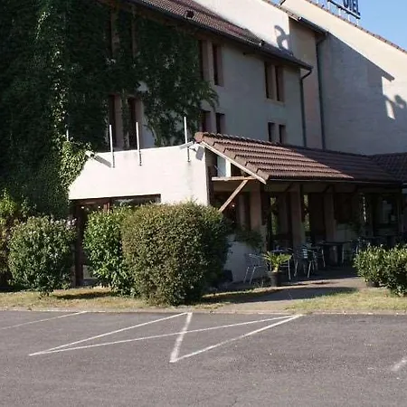 Hotel Brit Confort Pau 3*